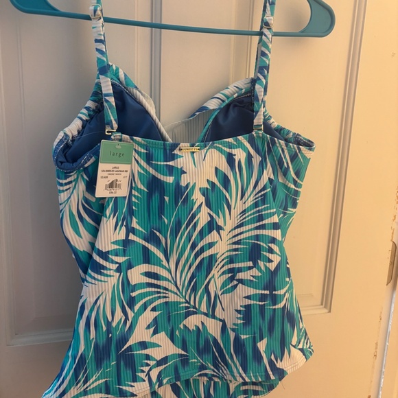 Sunsets Simone Tankini - Picture 2 of 3